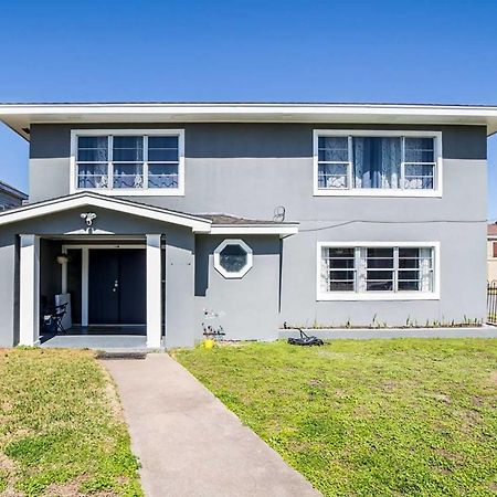 Spacious And Modern Family Duplex In Galveston! Εξωτερικό φωτογραφία